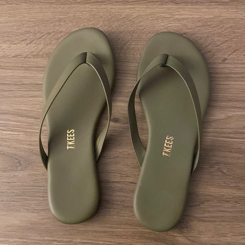 Tkees - NEW - boyfriend style in REI color - size 36